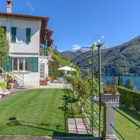 Casa Bambu - Splendida Vista Lago E Posto Auto ลาโญ ภายนอก รูปภาพ