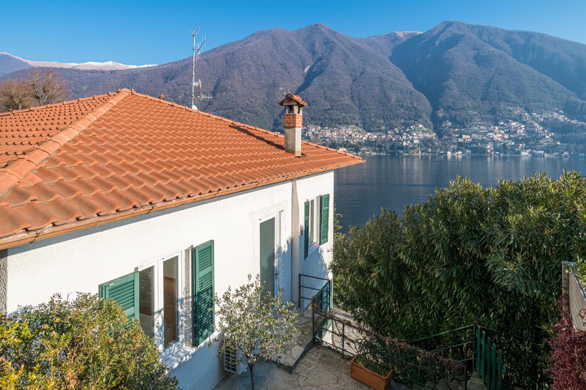 Casa Bambu - Splendida Vista Lago E Posto Auto ลาโญ ภายนอก รูปภาพ