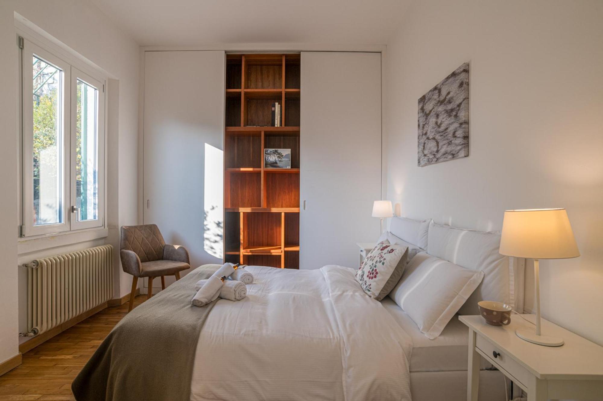 Casa Bambu - Splendida Vista Lago E Posto Auto ลาโญ ภายนอก รูปภาพ
