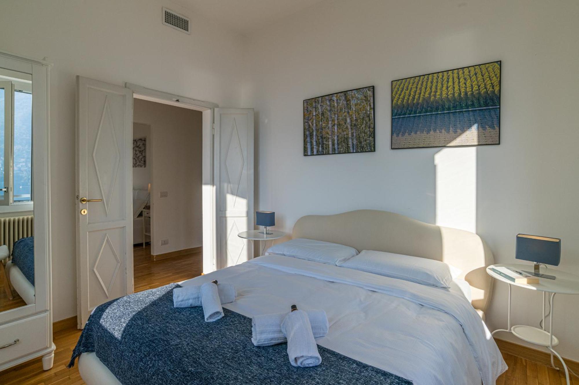 Casa Bambu - Splendida Vista Lago E Posto Auto ลาโญ ภายนอก รูปภาพ